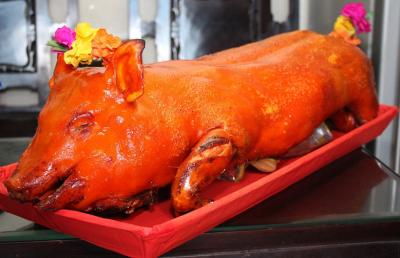Cập nhật bảng giá heo quay nguyên con mới nhất tại Tp.HCM