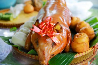 Mua heo quay, heo cúng Nhà Bè thơm ngon bì giòn