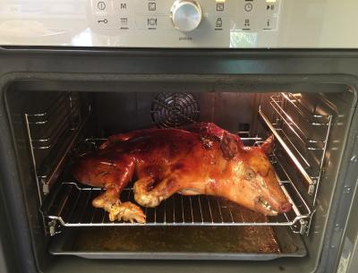 Tổng hợp những thông tin cần biết về món heo quay