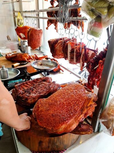 Top 9 Địa chỉ bán heo quay, bánh hỏi heo quay ngon nhất TP. HCM